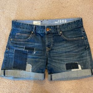 Gap denim boyfriend shorts